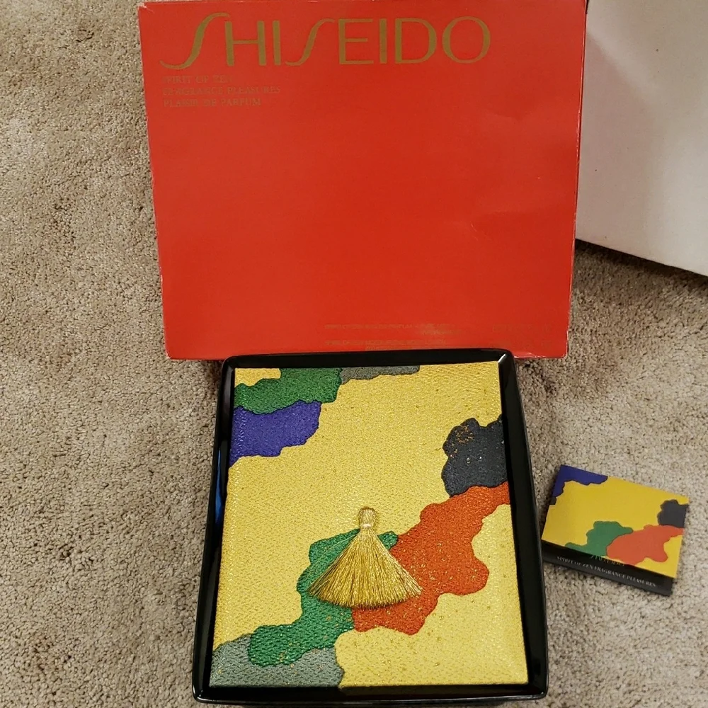 Shiseido Spirit Of Zen Pleasures Set Lotion and Eau De Parfum New In Box Vintage - Picture 2 of 11